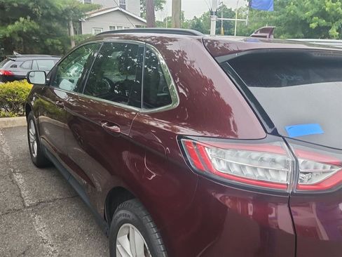 Used 2018 Ford Edge SEL w/ Equipment Group 201A AWD/4WD image 5