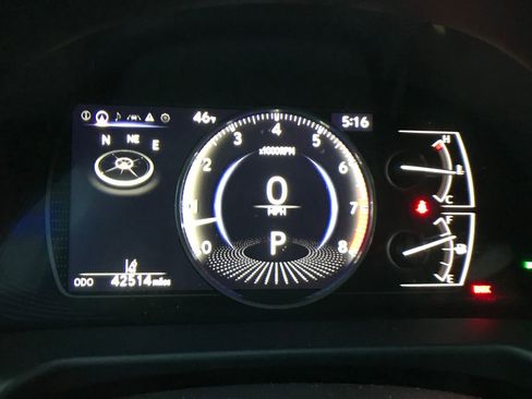 Used 2023 Lexus ES 350 w/ Premium Package image 12