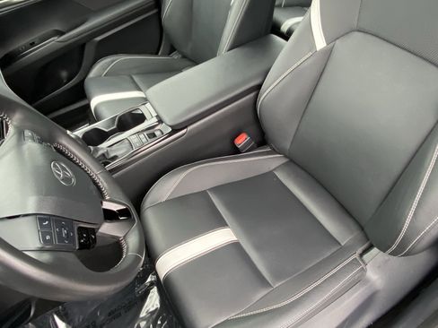 Certified 2025 Toyota Camry SE image 27