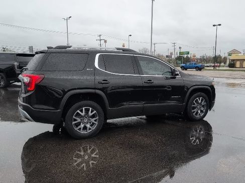 Used 2023 GMC Acadia SLT w/ GMC Pro Grade Package AWD/4WD image 8