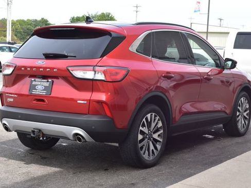 Used 2020 Ford Escape Titanium AWD/4WD image 12