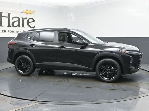 New 2026 Chevrolet Trax ACTIV w/ Driver Confidence Package image 1