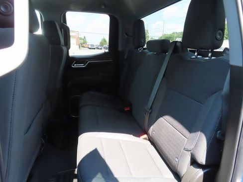 Used 2024 Chevrolet Silverado 1500 LT image 22