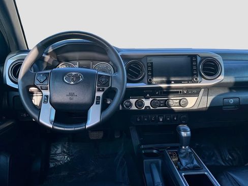 Used 2021 Toyota Tacoma Limited AWD/4WD image 23