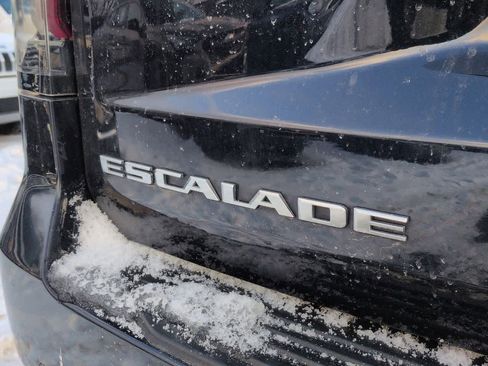 Used 2022 Cadillac Escalade Sport image 12