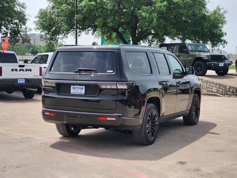 New 2026 Jeep Grand Wagoneer Summit AWD/4WD image 4