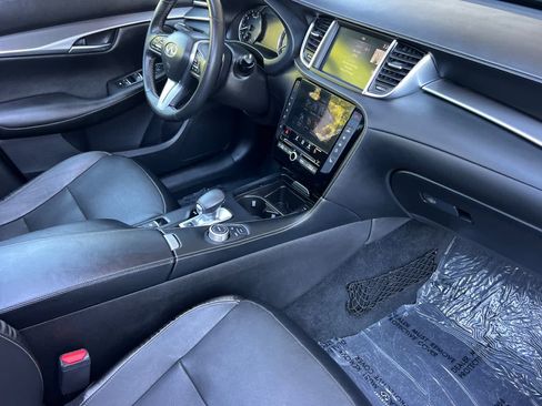 Used 2022 INFINITI QX50 Luxe w/ Cargo Package AWD/4WD image 17