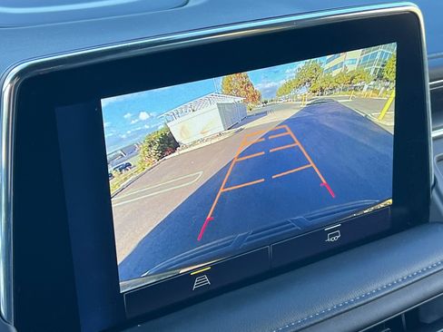 Used 2024 Chevrolet Tahoe LT image 27