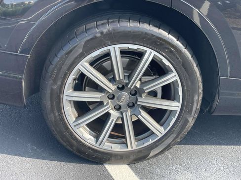 Used 2017 Audi Q7 2.0T Premium Plus w/ Premium Plus Package AWD/4WD image 7