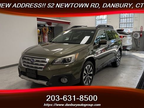 Used 2017 Subaru Outback 3.6R Limited AWD/4WD image 1