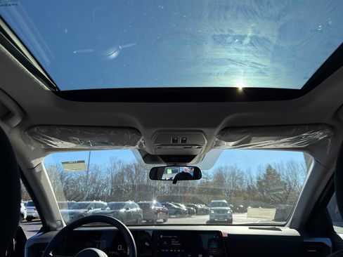 New 2026 Nissan Kicks SV image 29