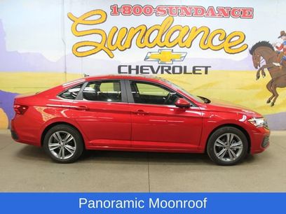 Used 2023 Volkswagen Jetta SE w/ Panoramic Sunroof Package