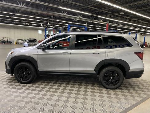 Used 2022 Honda Pilot TrailSport image 6