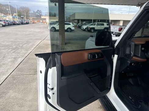 Certified 2024 Ford Bronco Outer Banks image 10