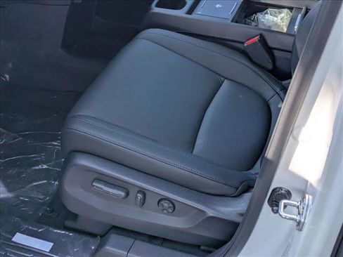 New 2026 Honda Odyssey EX-L image 4