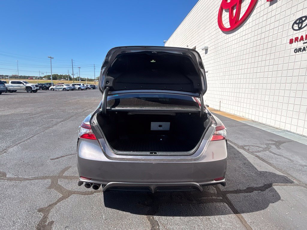 Used 2021 Toyota Camry SE w/ Audio Upgrade Package FWD image 31