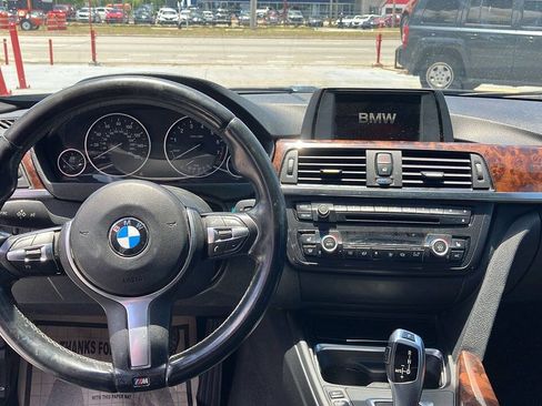 Used 2014 BMW 320i Sedan RWD image 8