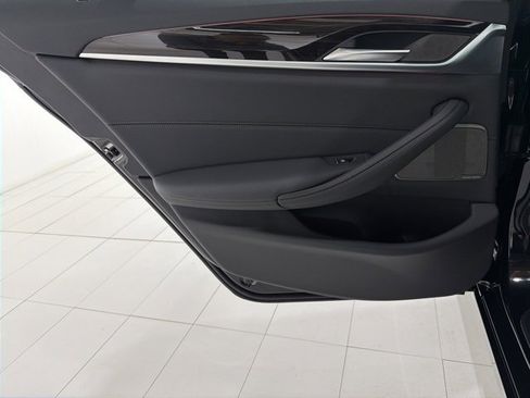 Certified 2023 BMW 530i xDrive w/ Premium Package image 15