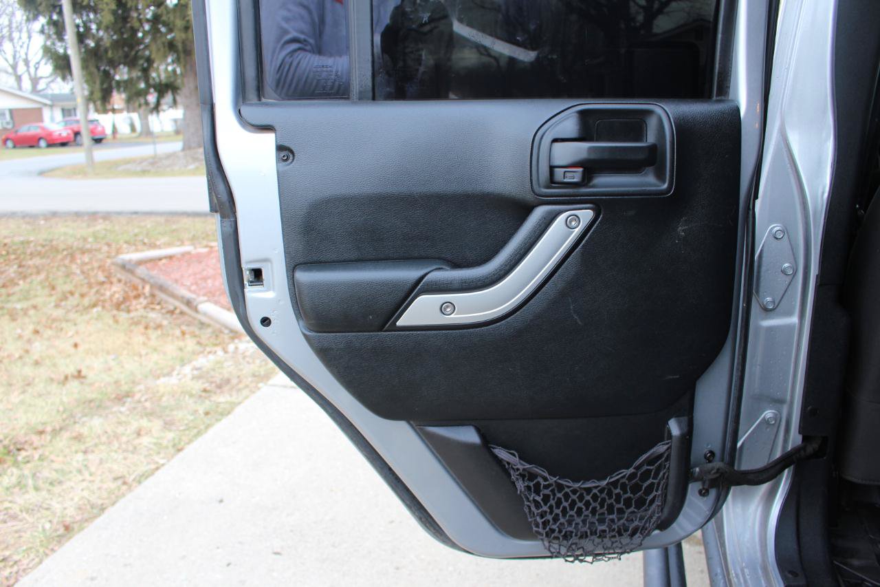 Used 2016 Jeep Wrangler Unlimited Rubicon AWD/4WD image 27