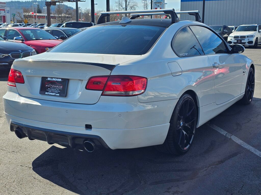 Used 2009 BMW 335i xDrive Coupe AWD/4WD image 5