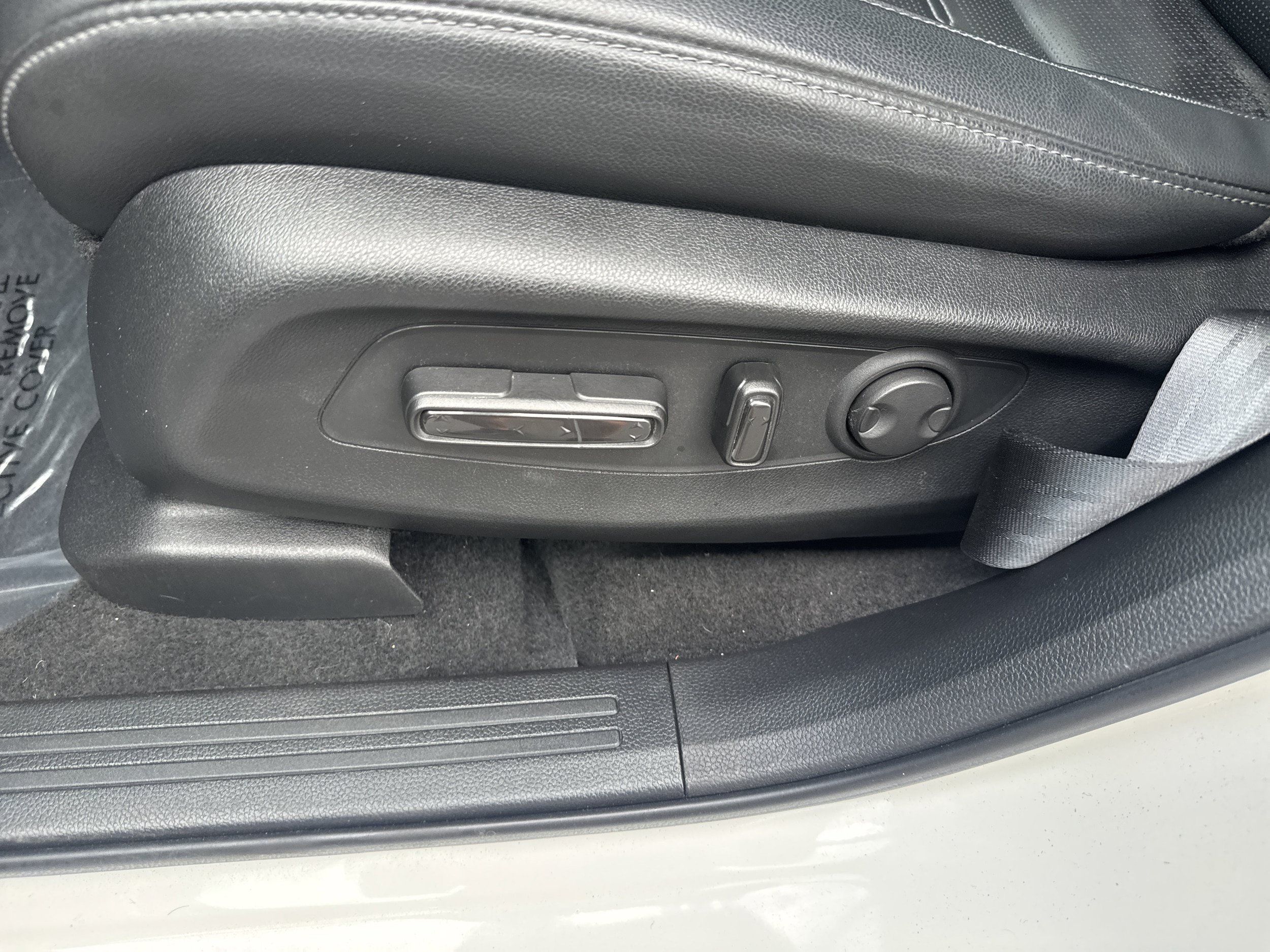 Used 2024 Honda CR-V EX-L image 6