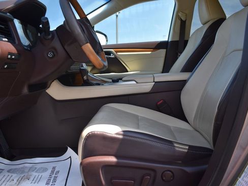 Used 2018 Lexus RX 350 FWD w/ Premium Package image 4