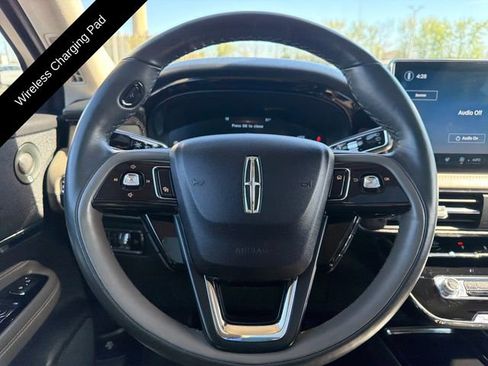 Used 2023 Lincoln Corsair Reserve w/ Equipment Group 202A image 19