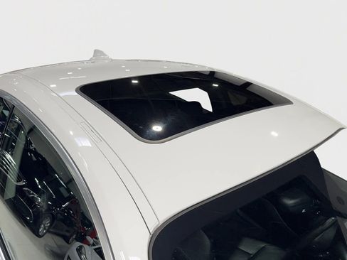 Used 2014 BMW 228i Coupe image 16