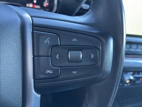 Used 2024 GMC Sierra 3500 SLE w/ SLE Convenience Package image 16