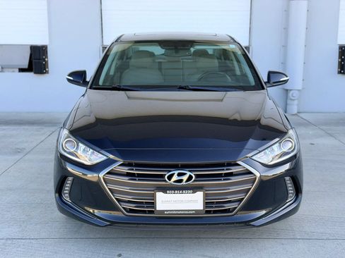 Used 2017 Hyundai Elantra Limited w/ Limited Tech Package 04 FWD image 8