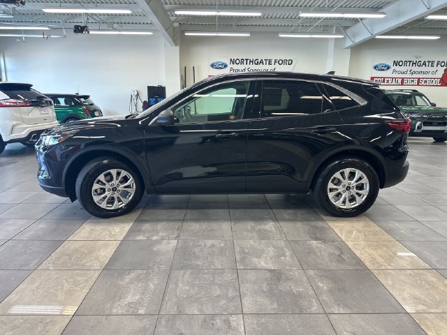 Used 2023 Ford Escape Active AWD/4WD image 15