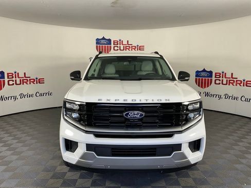 New 2026 Ford Expedition Platinum w/ Driver's Package AWD/4WD image 8