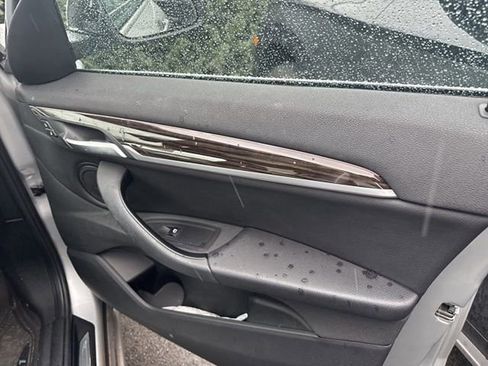 Used 2017 BMW X1 xDrive28i image 14