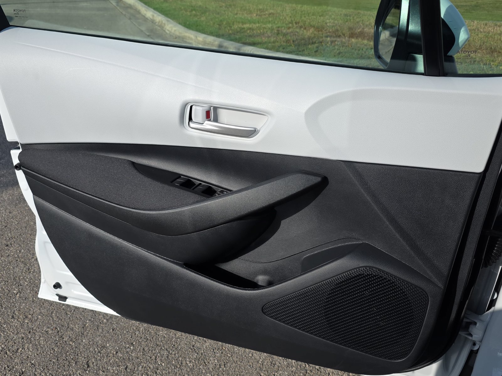 New 2027 Toyota Corolla SE FWD image 23