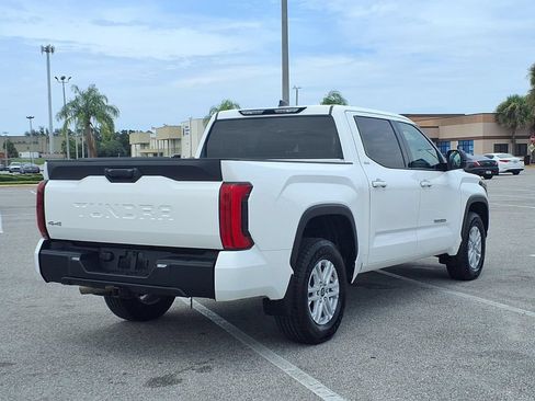 Used 2022 Toyota Tundra SR5 AWD/4WD image 7