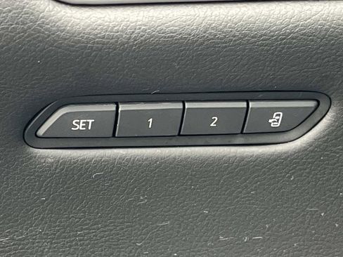 Used 2023 Cadillac XT5 Premium Luxury image 26