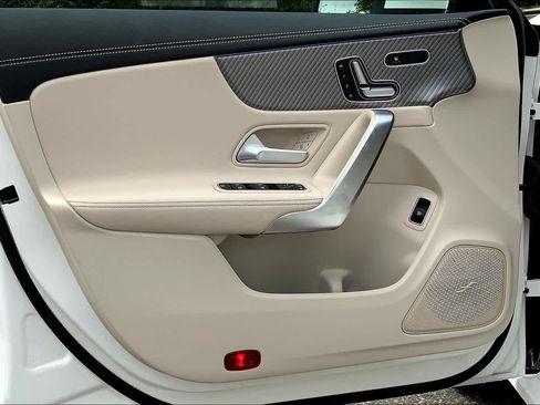 Certified 2025 Mercedes-Benz CLA 250 4MATIC image 14