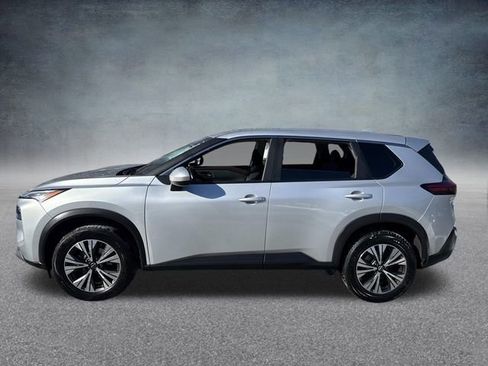 Used 2023 Nissan Rogue SV image 10
