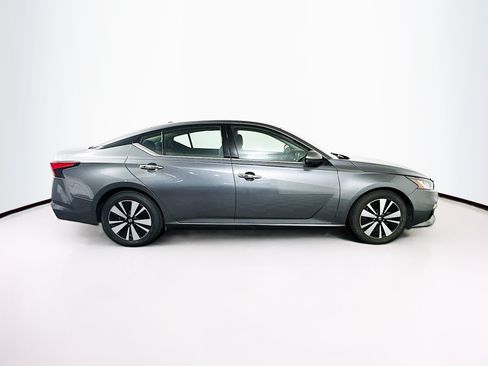 Used 2019 Nissan Altima 2.5 SV FWD image 10