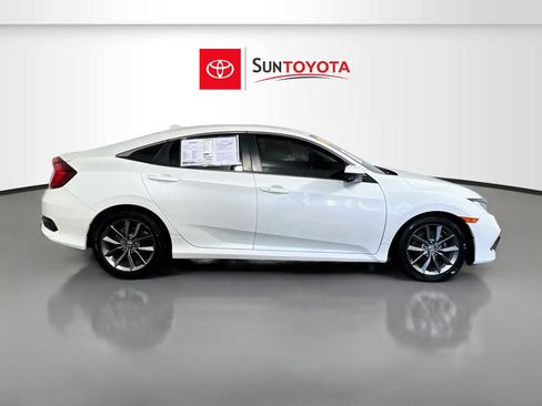 Used 2019 Honda Civic EX image 2