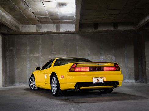 Used 2002 Acura NSX T image 13