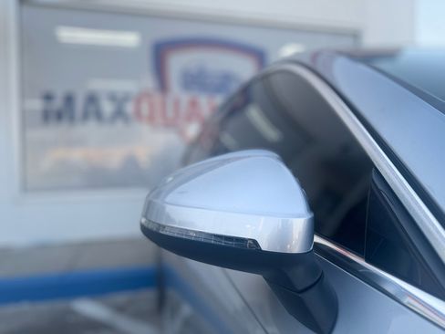 Used 2018 Audi A4 2.0T Premium Plus w/ Premium Plus Package image 14