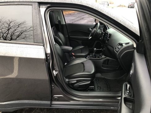 Used 2020 Jeep Compass Altitude image 24