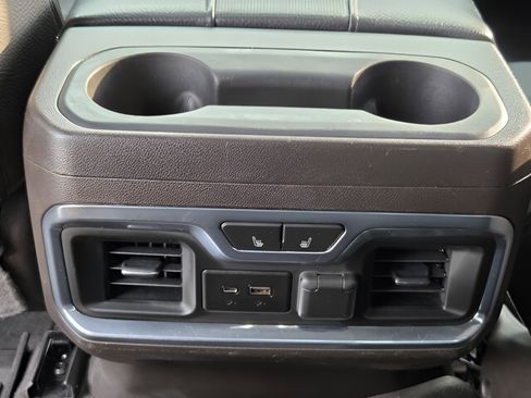 Used 2020 GMC Sierra 1500 Denali w/ Denali Ultimate Package image 11