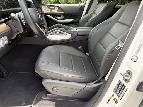 Used 2024 Mercedes-Benz GLE 350 4MATIC image 11