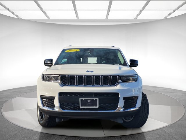 Used 2023 Jeep Grand Cherokee L Laredo AWD/4WD image 2