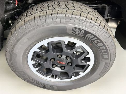 New 2026 Toyota 4Runner TRD Off-Road Premium AWD/4WD image 31