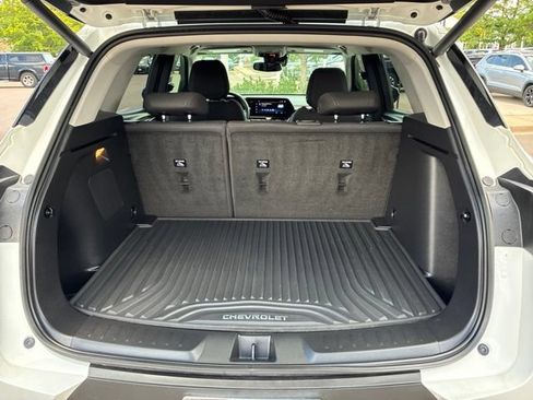 Certified 2025 Chevrolet TrailBlazer LT w/ Convenience Package FWD image 8