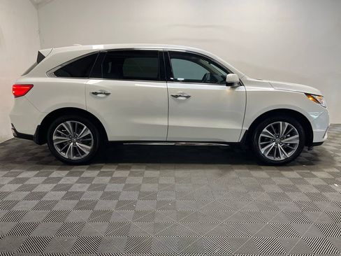 Used 2018 Acura MDX SH-AWD w/ Technology Package image 2