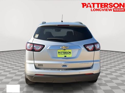 Used 2014 Chevrolet Traverse LT FWD image 3